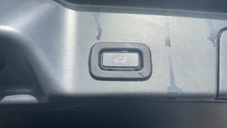 Land Rover Range Rover Evoque 1.5 P300e R-Dynamic HSE 5dr Auto Hatchback